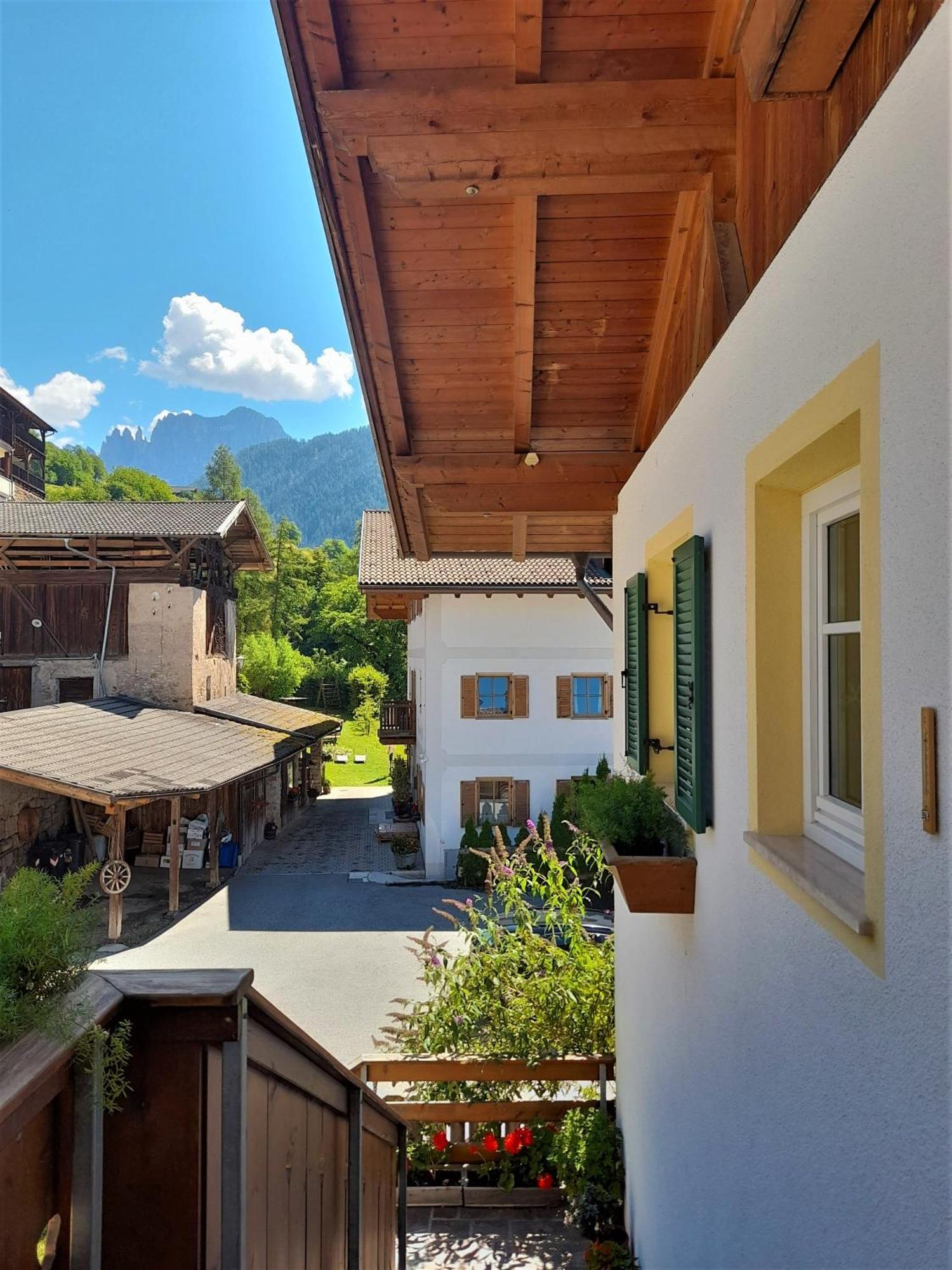 Villa Andre Tires Esterno foto