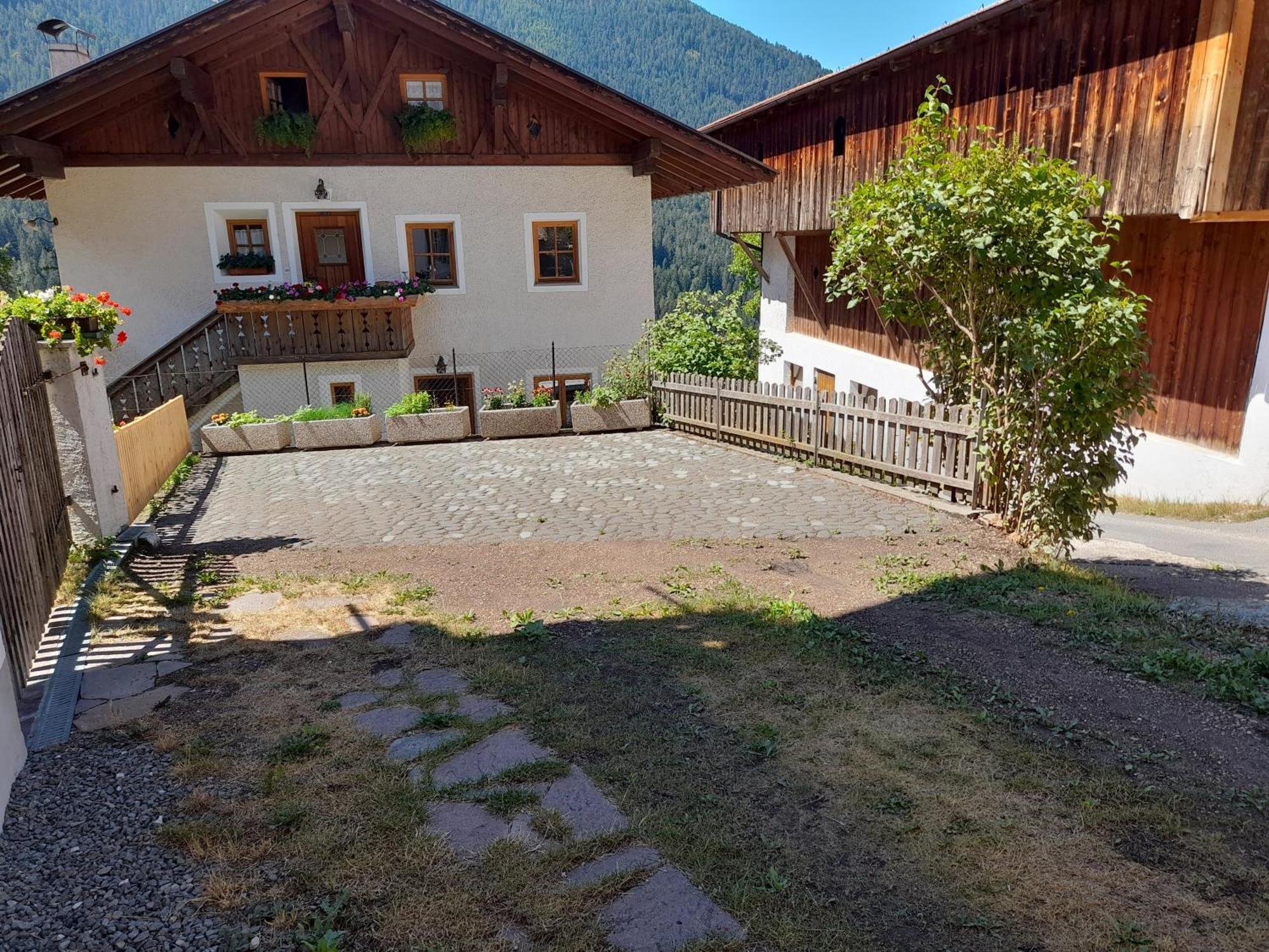 Villa Andre Tires Esterno foto